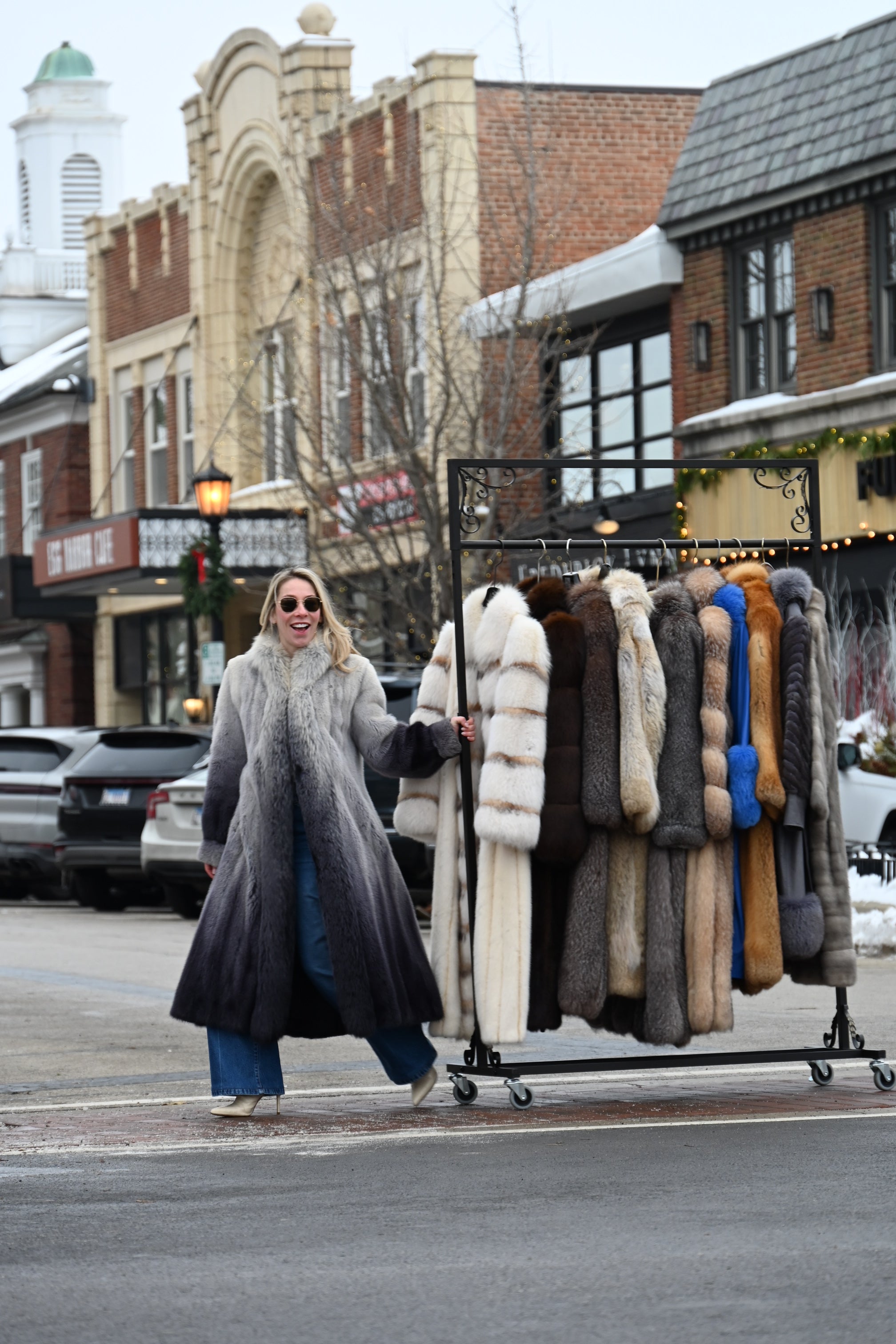 Inside the Consignment Room – Elite Repeat Shop