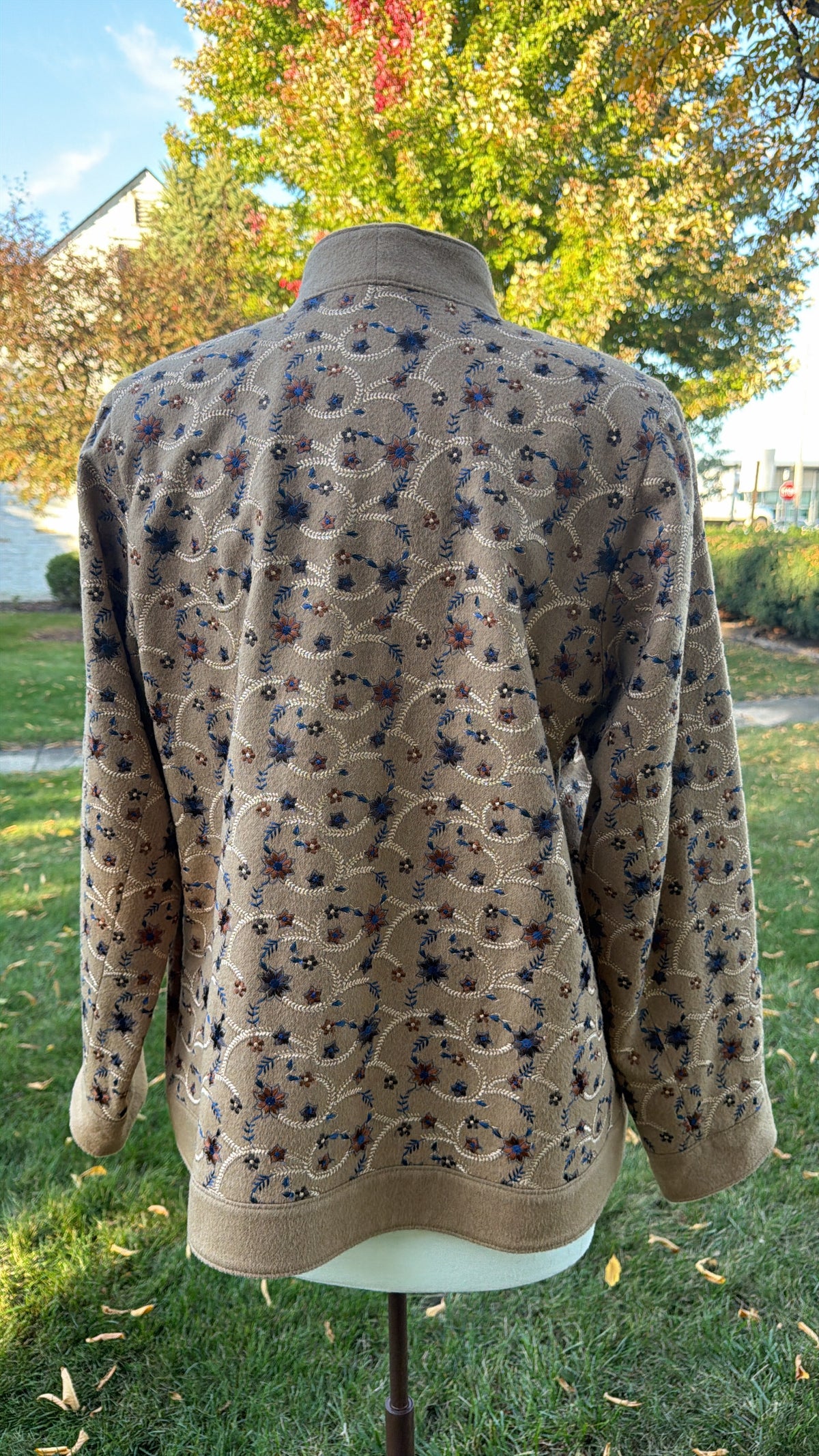 Oscar De La Renta Camel Hair Embroidered Jacket