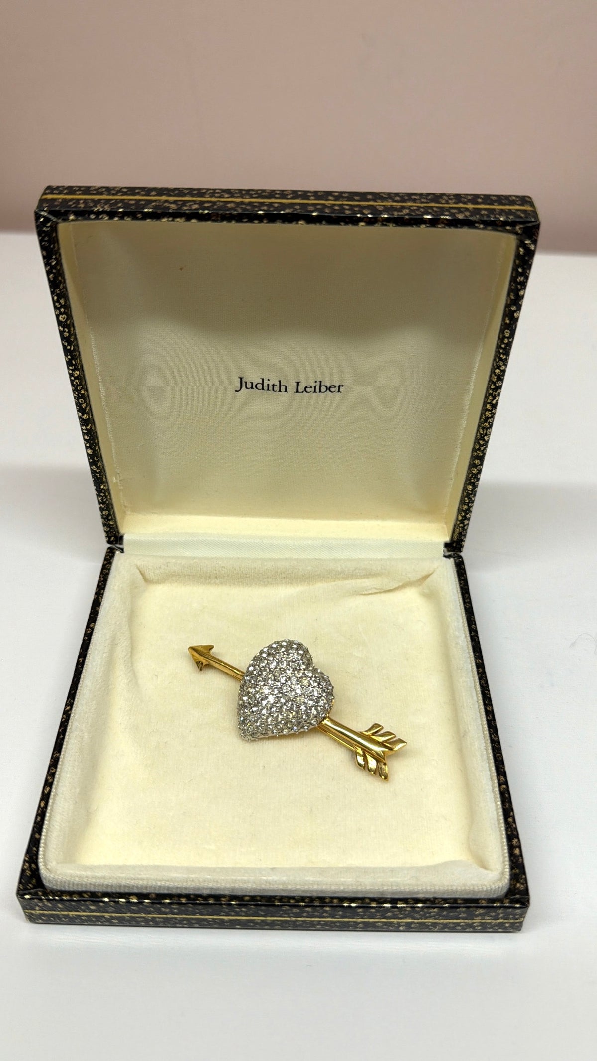 Rare Judith Leiber Crystal Heart & Arrow Brooch Pin with Original Box
