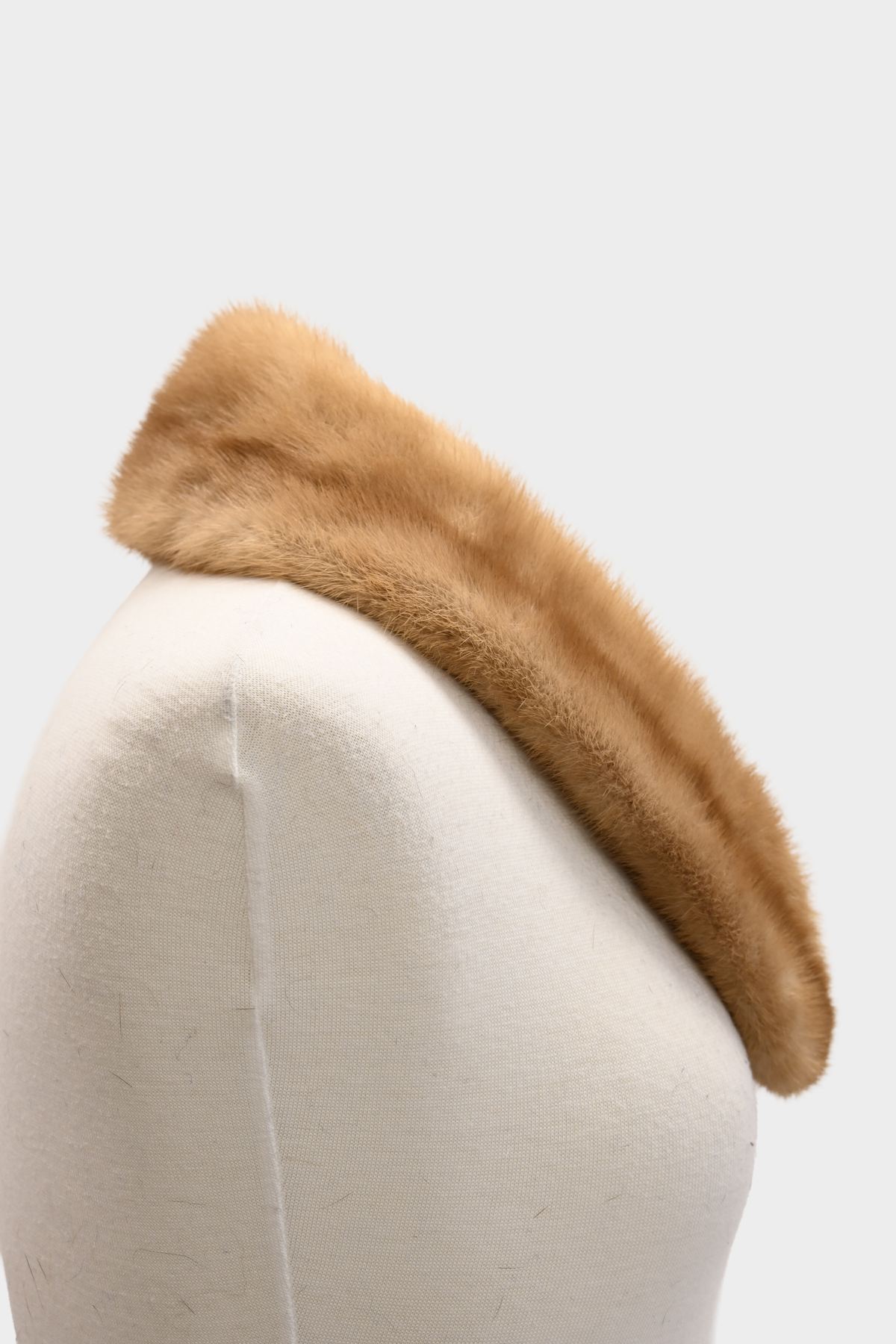 York Furrier Genuine Tan Mink Fur Collar