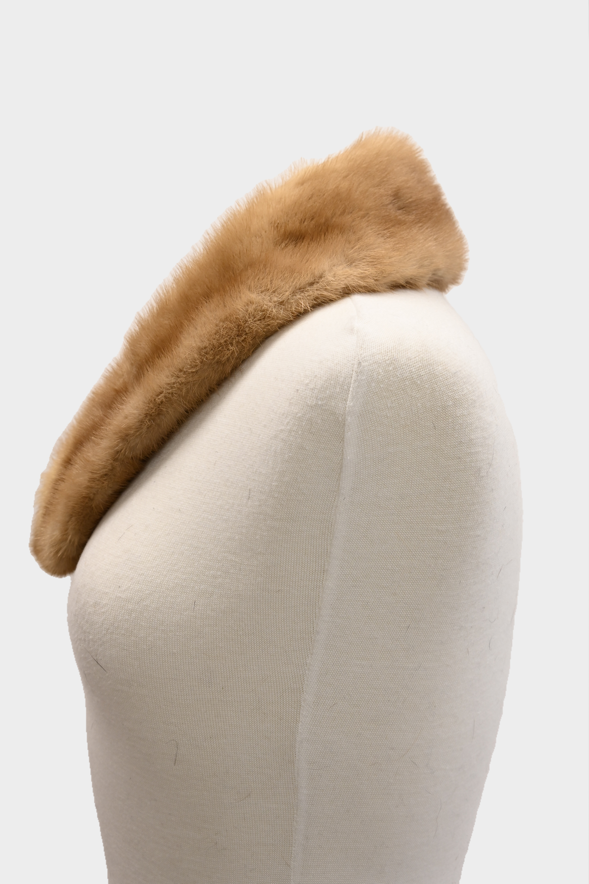 York Furrier Genuine Tan Mink Fur Collar