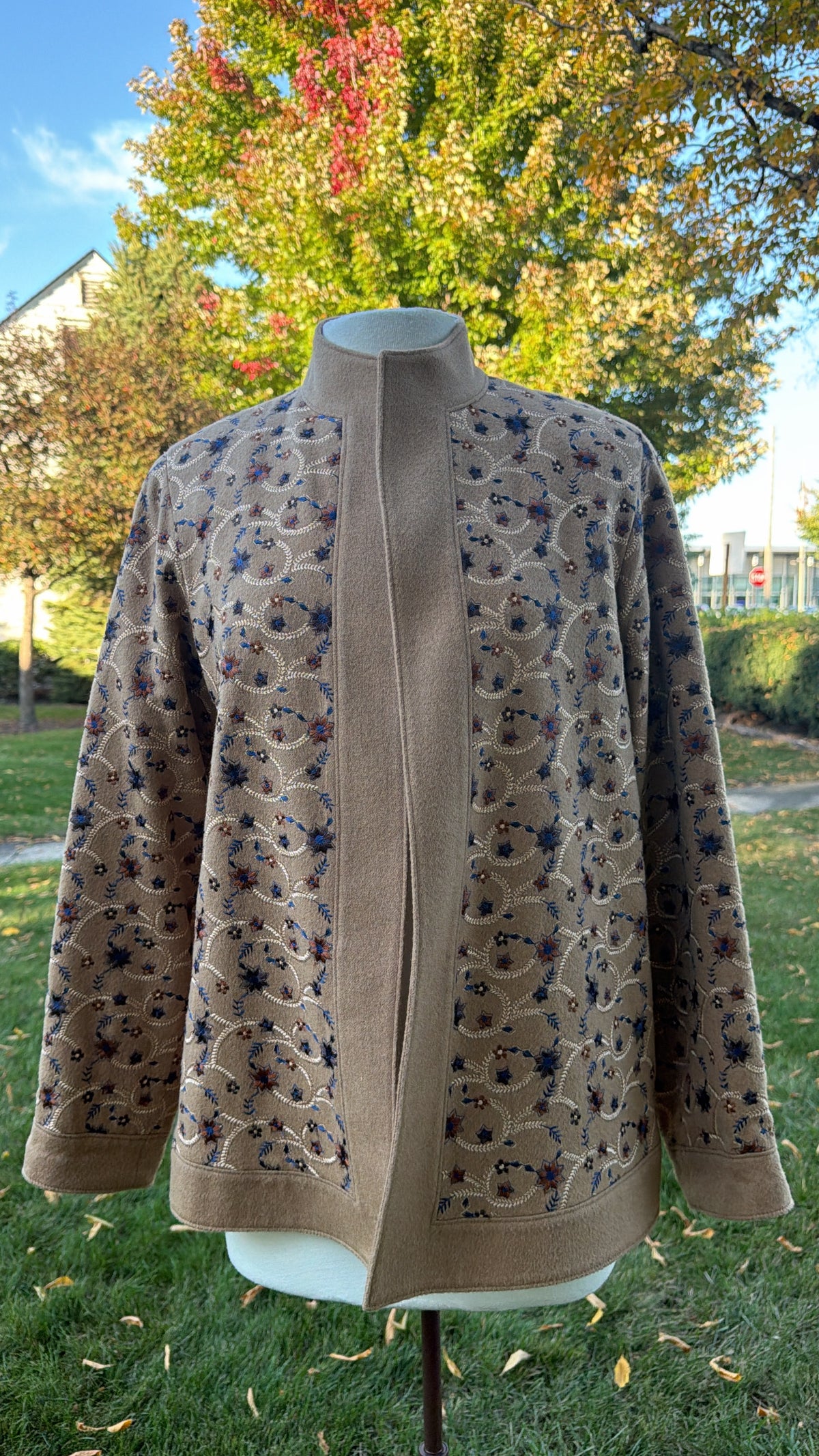 Oscar De La Renta Camel Hair Embroidered Jacket