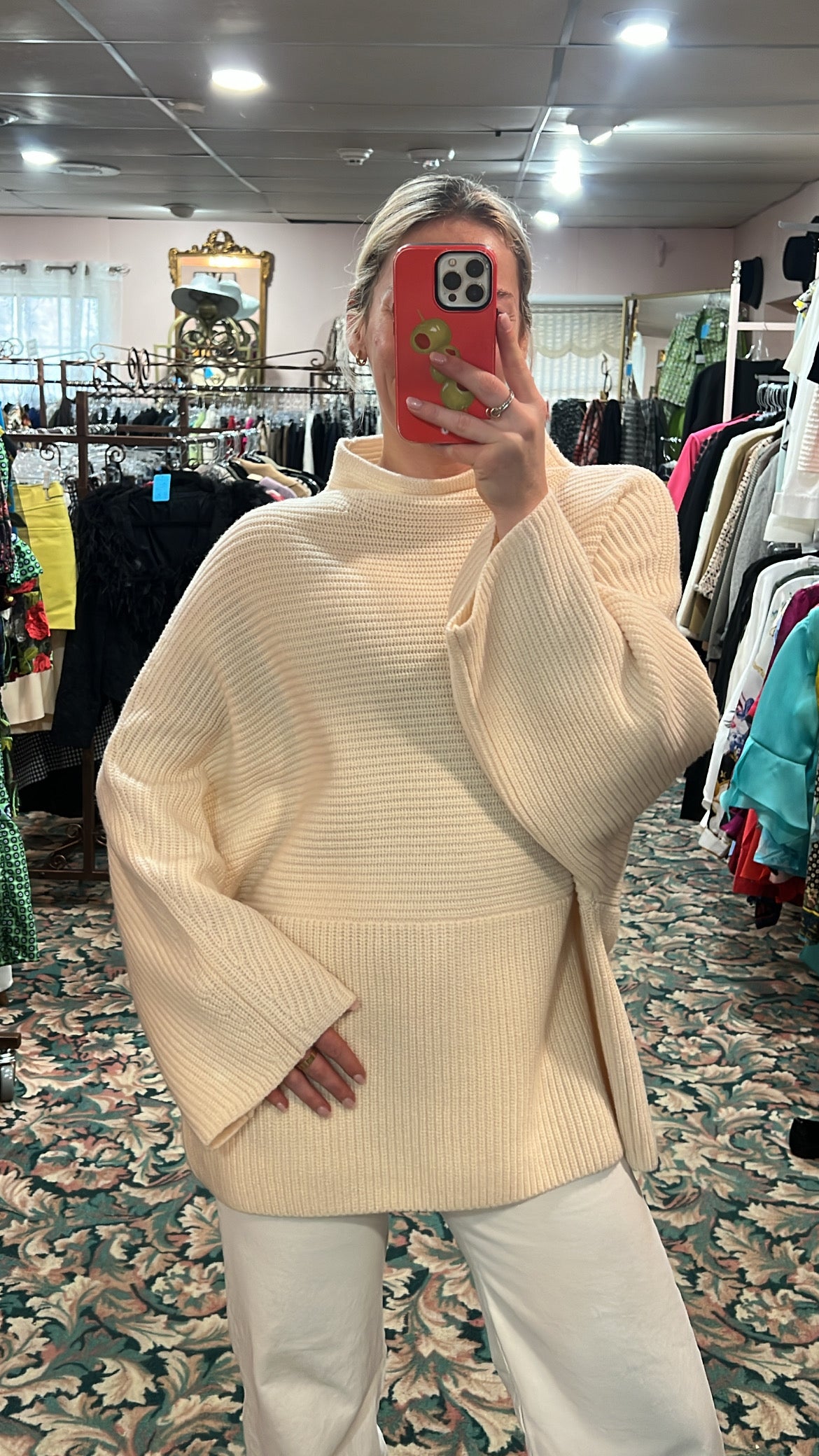 St. John Cashmere Knit Sweater NWT