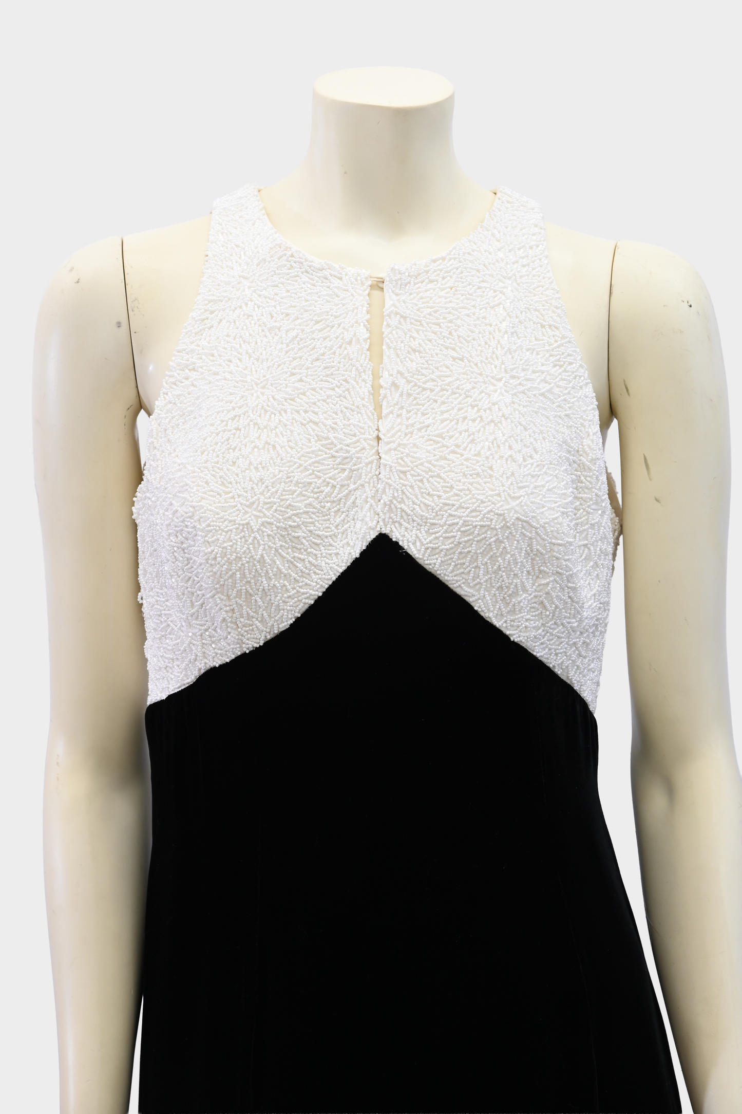 Carmen Marc Valvo Black Beaded Velvet Evening Gown