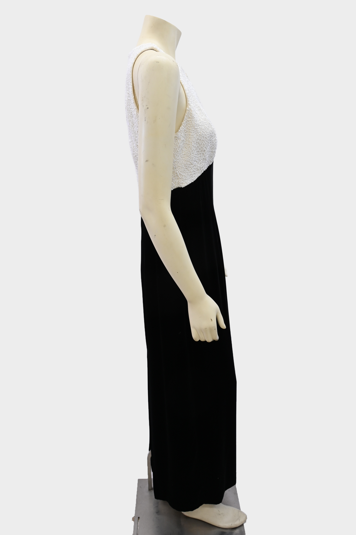 Carmen Marc Valvo Black Beaded Velvet Evening Gown