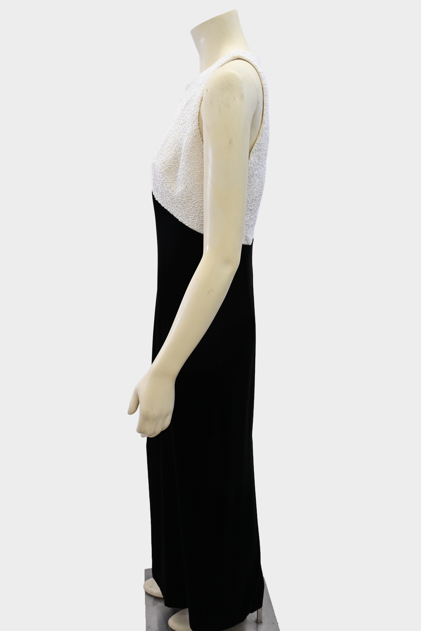 Carmen Marc Valvo Black Beaded Velvet Evening Gown
