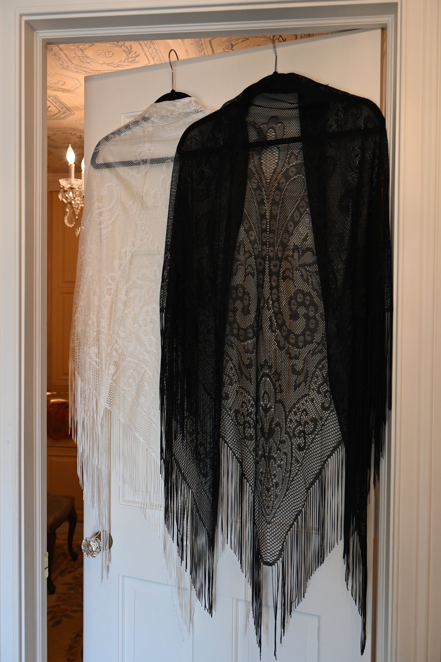 Vintage Ivory Lace Fringe Shawl