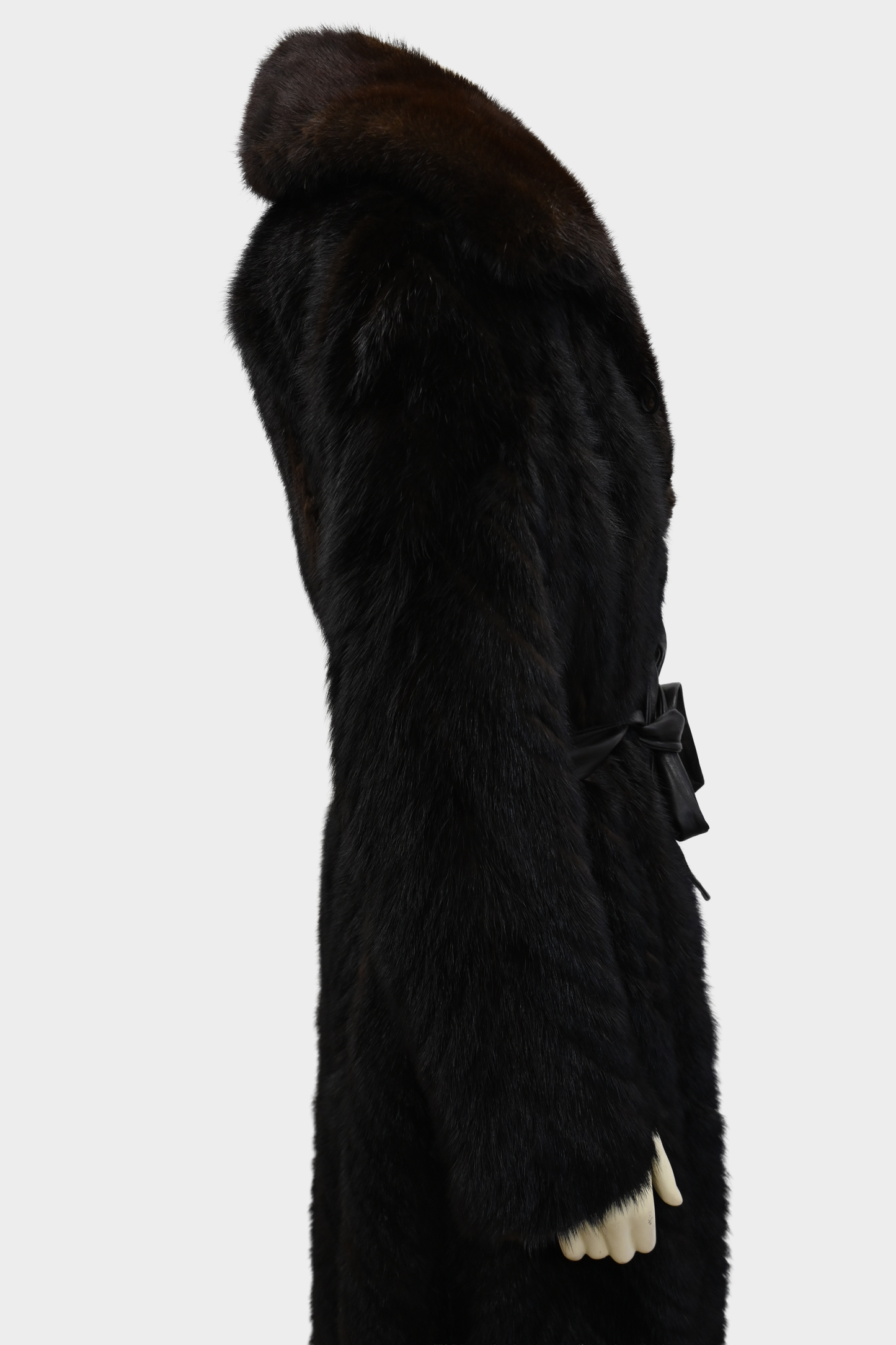 10% OFF - Barthwind Mink Fur Coat with Dramatic Shawl Collar