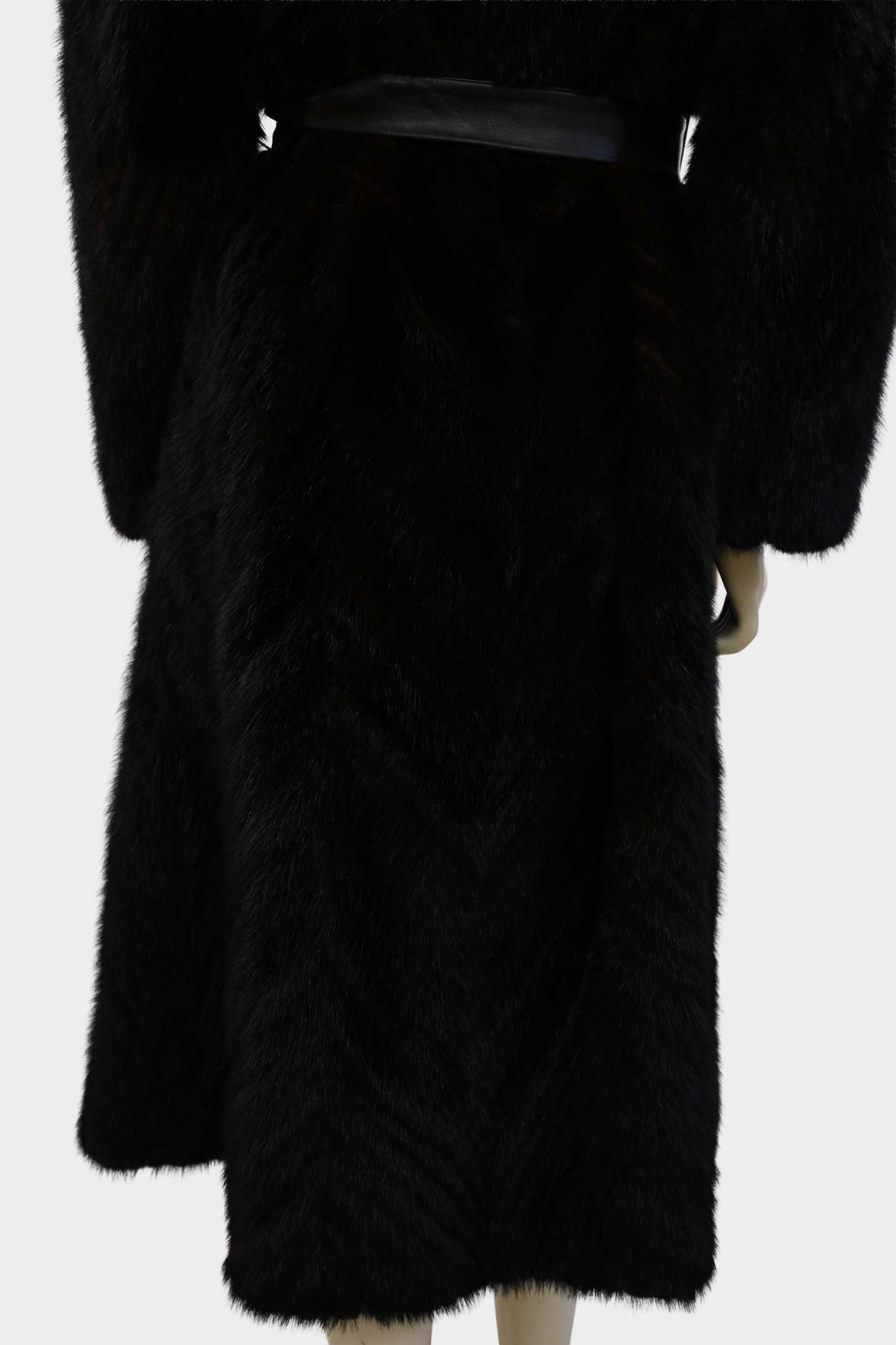 10% OFF - Barthwind Mink Fur Coat with Dramatic Shawl Collar